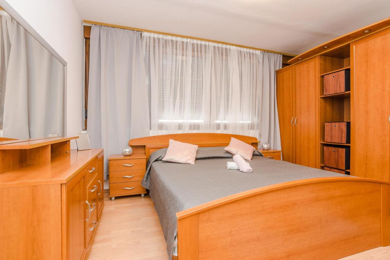 Ferienwohnung Naomi Zadar Exterior foto
